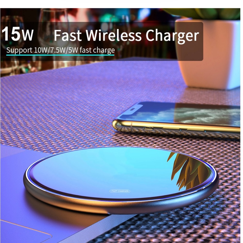 15W Wireless Charger, compatible with iPhone and Samsung